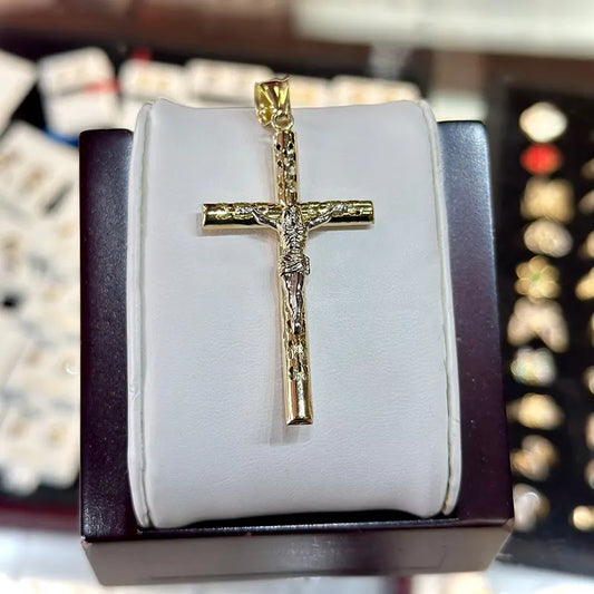 Elegant 14K Yellow Gold Cross Pendant